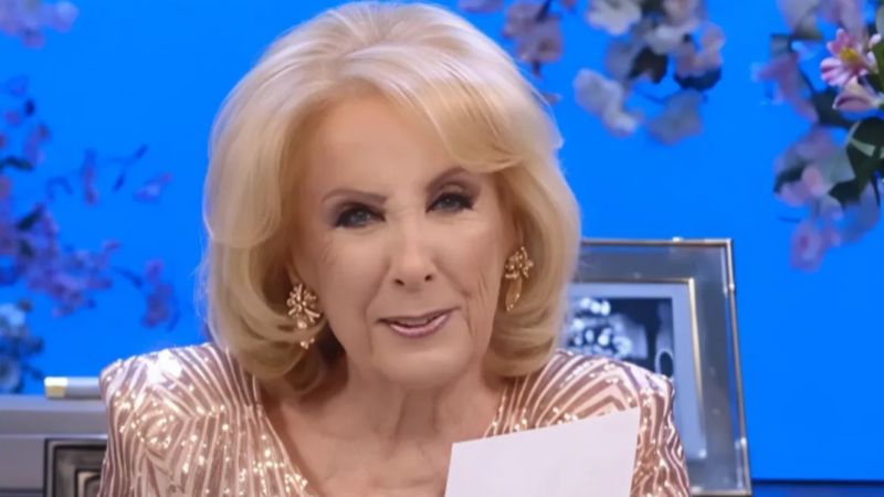 Mirtha Legrand se emocionó al recibir una foto de Cristina Pérez